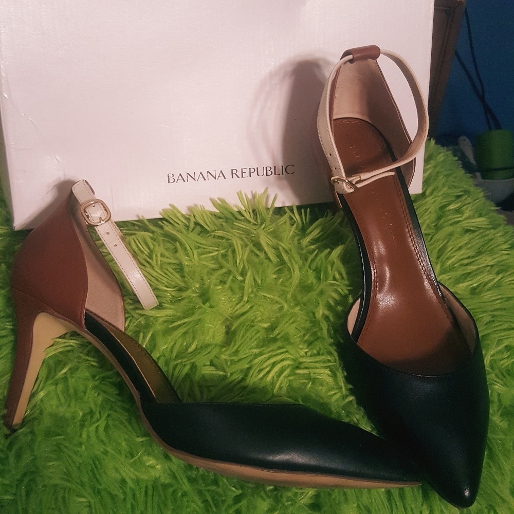 Banana Republic high heels